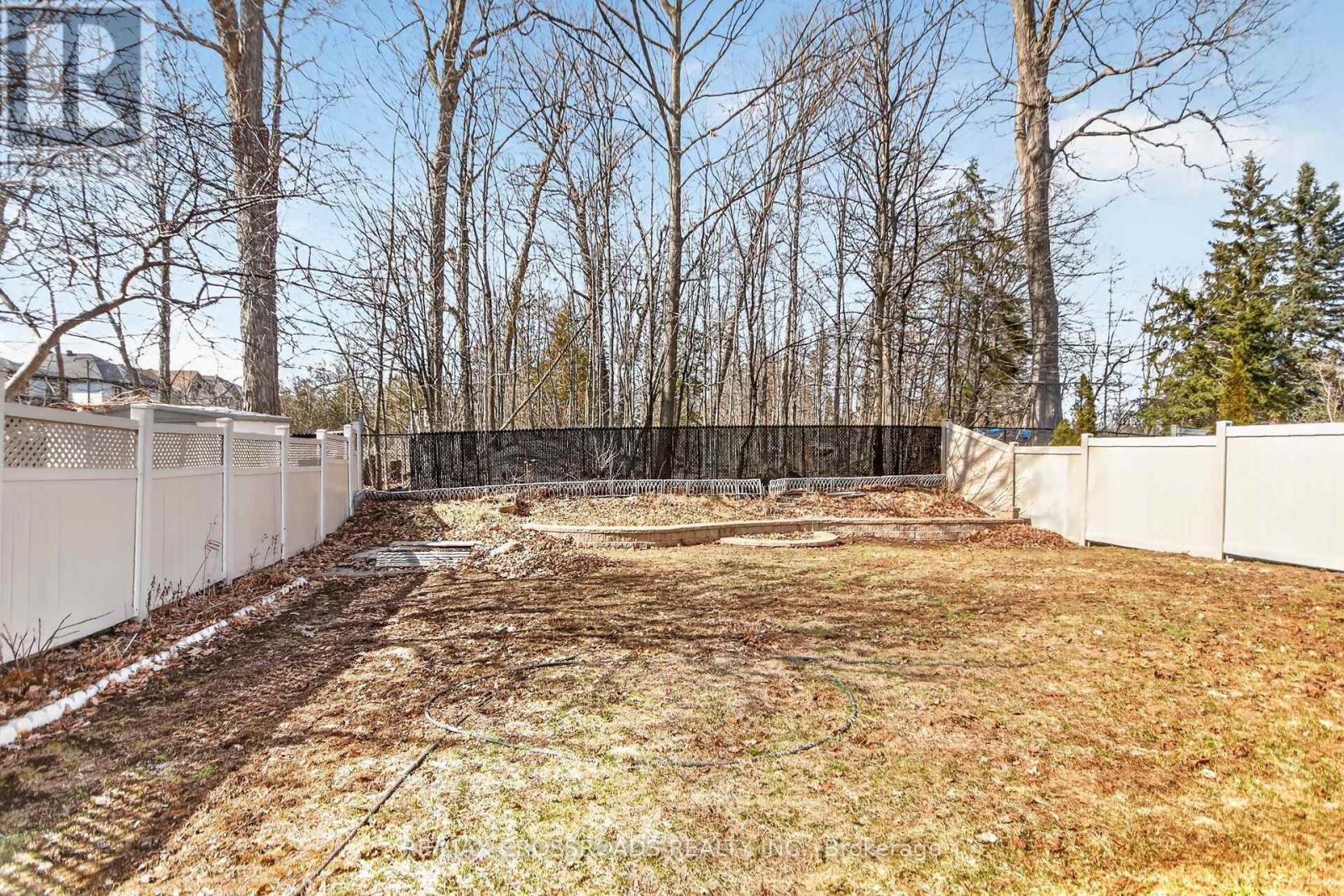 10 TIERNEY DRIVE - 48