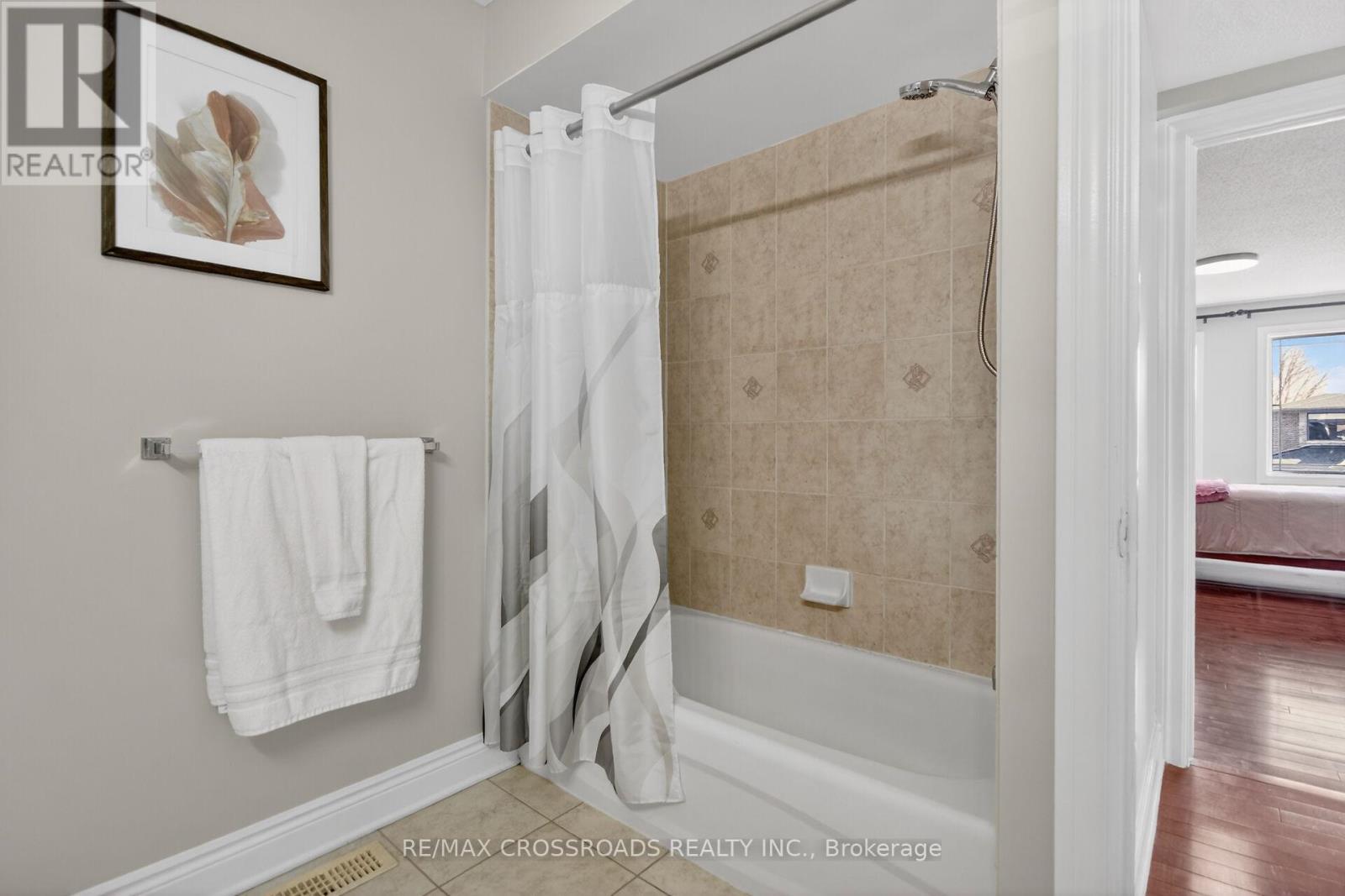 10 TIERNEY DRIVE - 37
