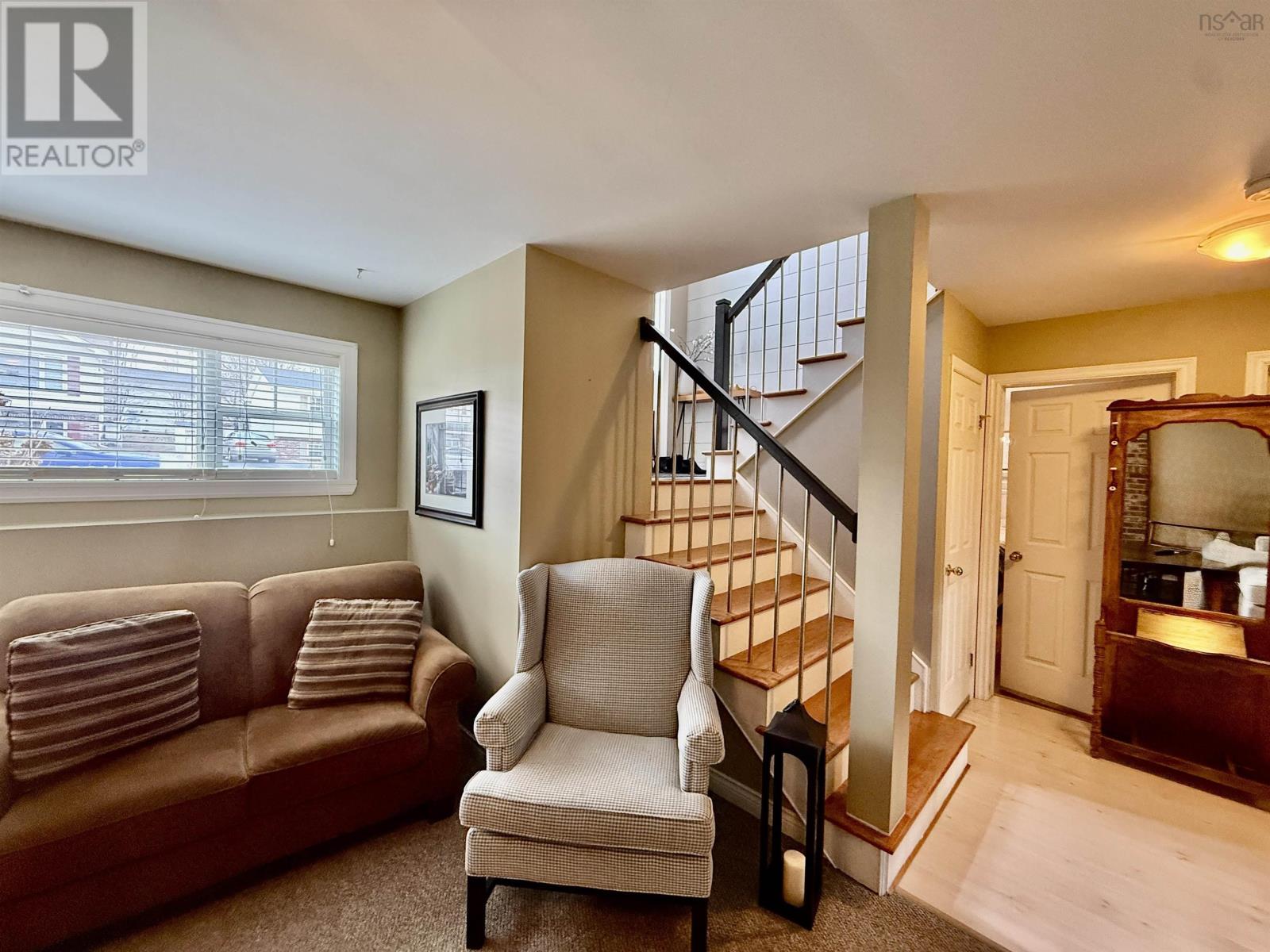 Property 25 of 46 of 10 Trundle Crescent