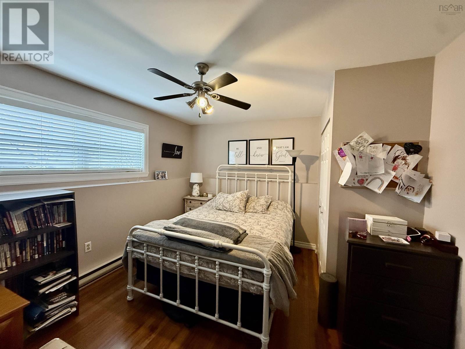 Property 32 of 46 of 10 Trundle Crescent