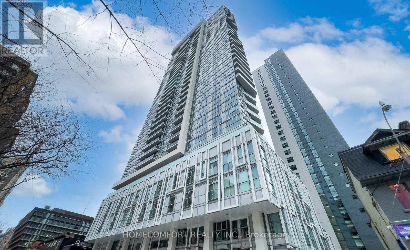 Listing photo of 404 - 77 MUTUAL STREET