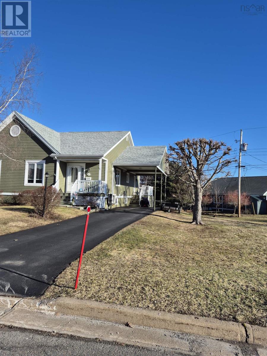 27 WELLINGTON COURT - Image 2