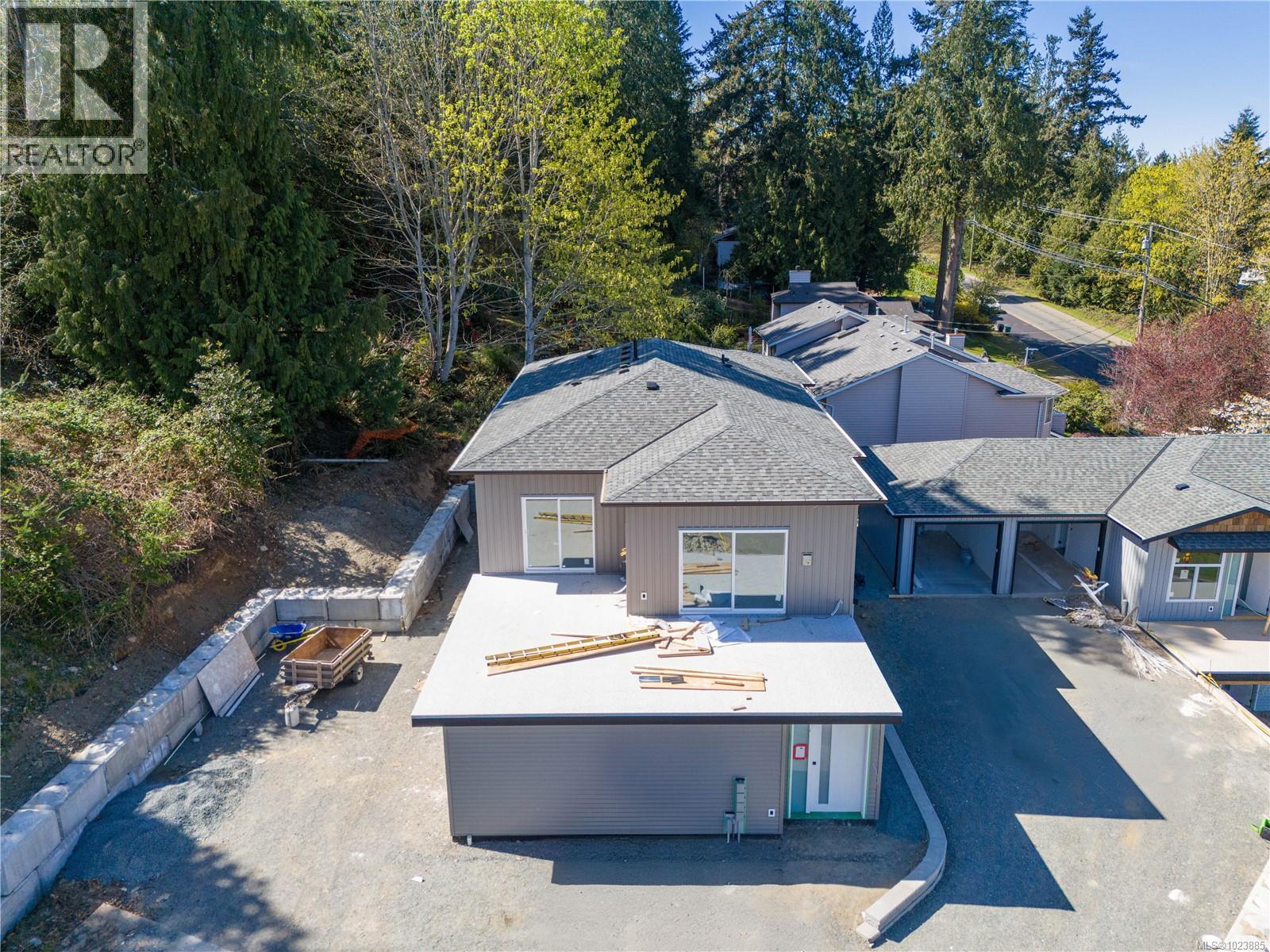 #A 5309 TOMS TRNABT - 17