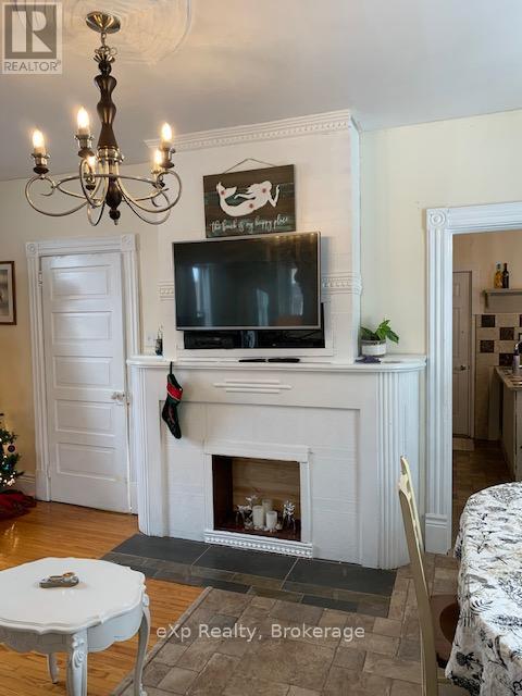 145 3RD AVENUE SE - 12