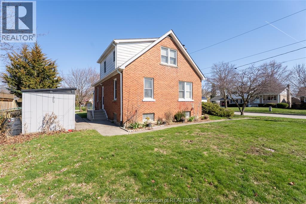 17 GRAND AVENUE, Wallaceburg, Ontario, N8A4J8 — Photo 35