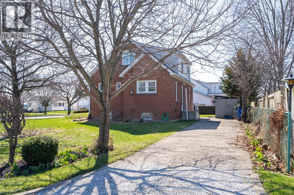 17 GRAND AVENUE, Wallaceburg, Ontario, N8A4J8 — Photo 33