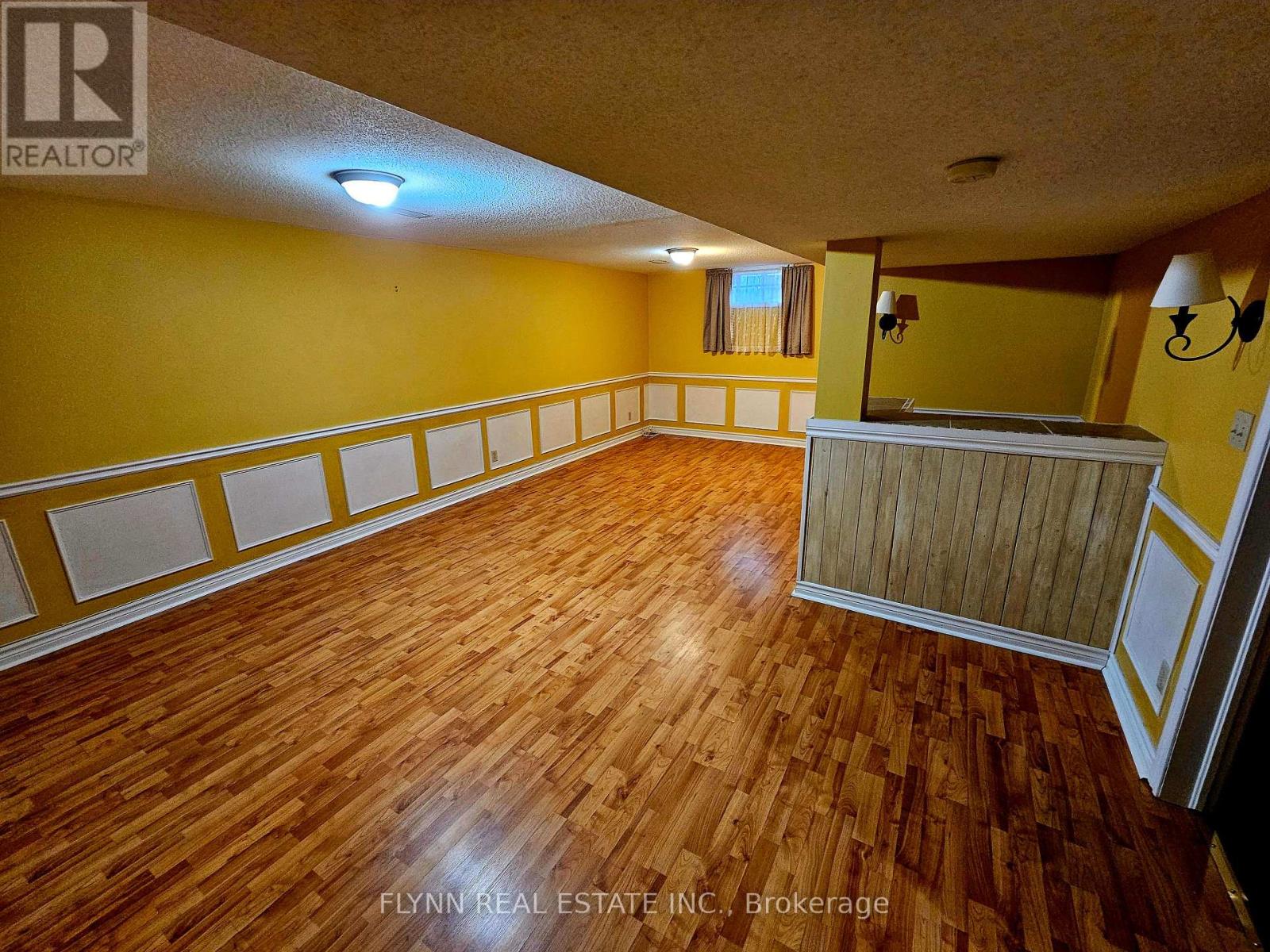 #13 2720 MEWBURN ROAD - 19
