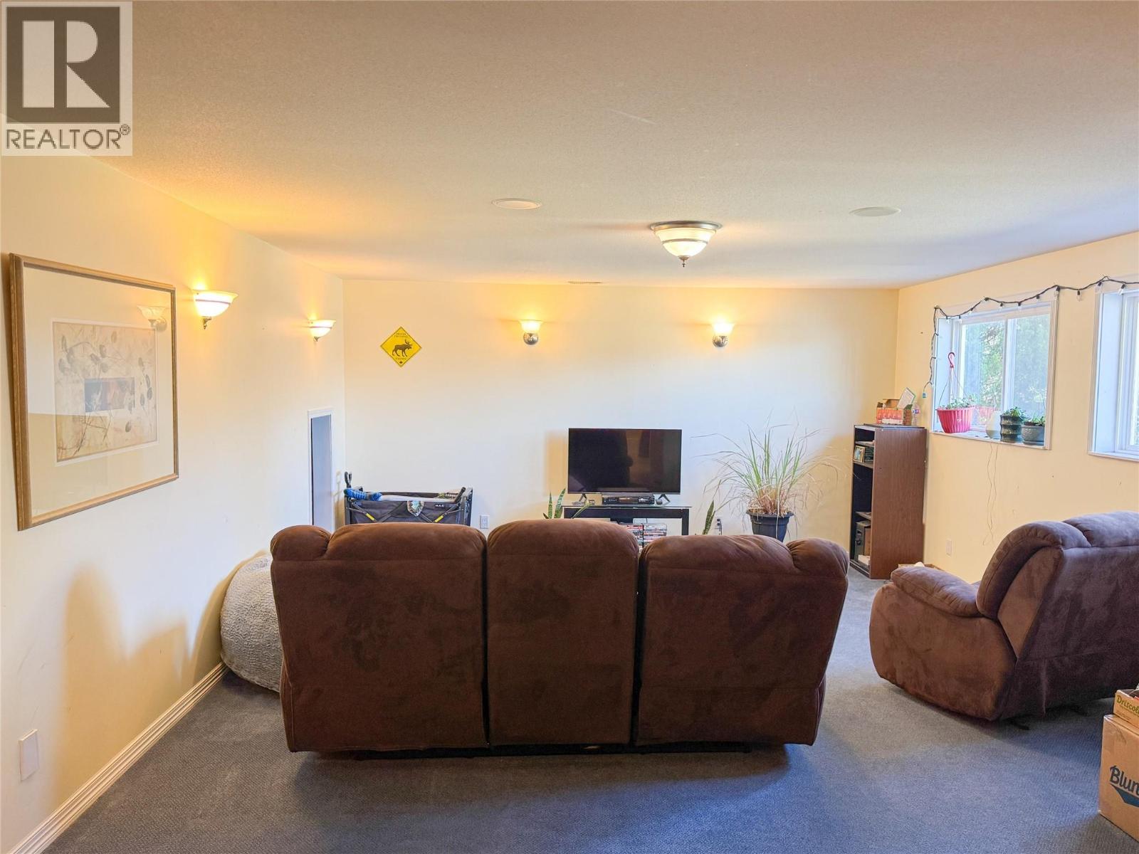 2859 75TH AVENUE - 11