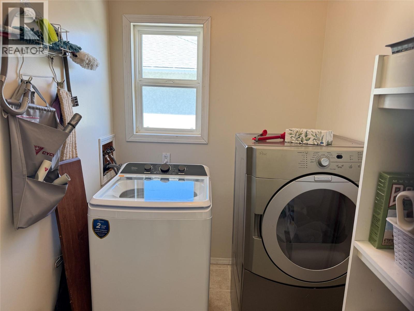 2859 75TH AVENUE - 23