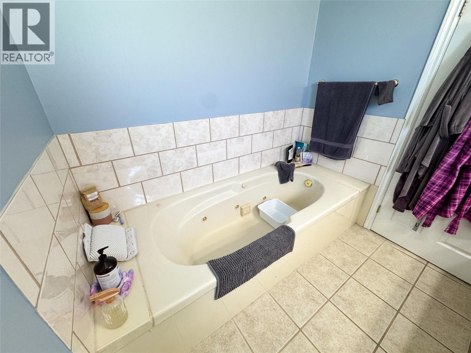 2859 75TH AVENUE - 34