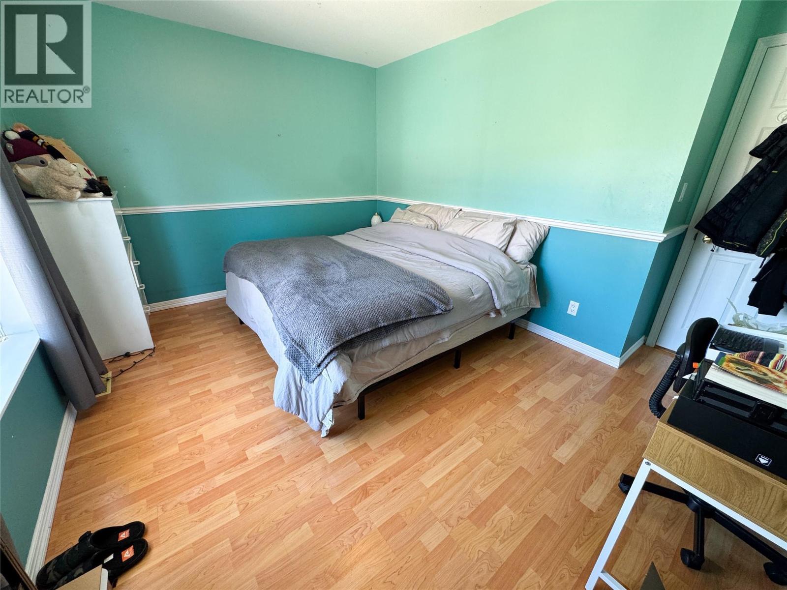 2859 75TH AVENUE - 35