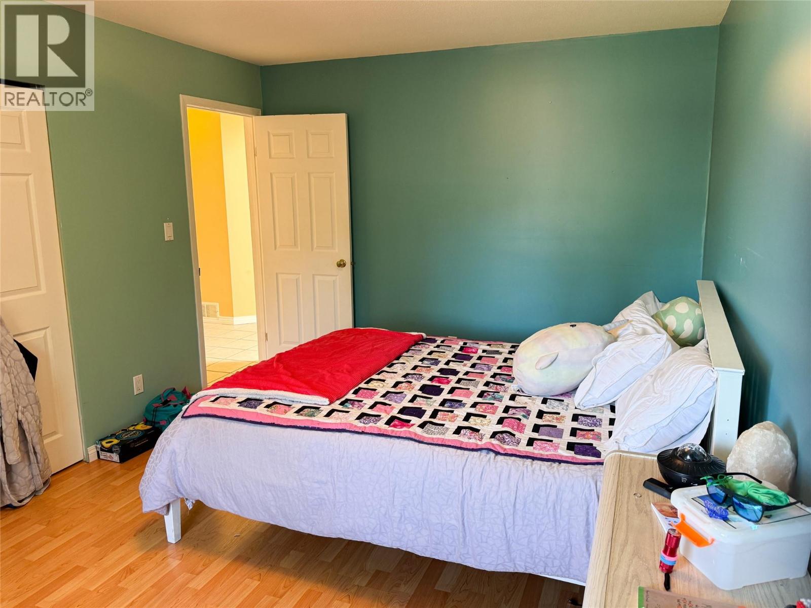 2859 75TH AVENUE - 38