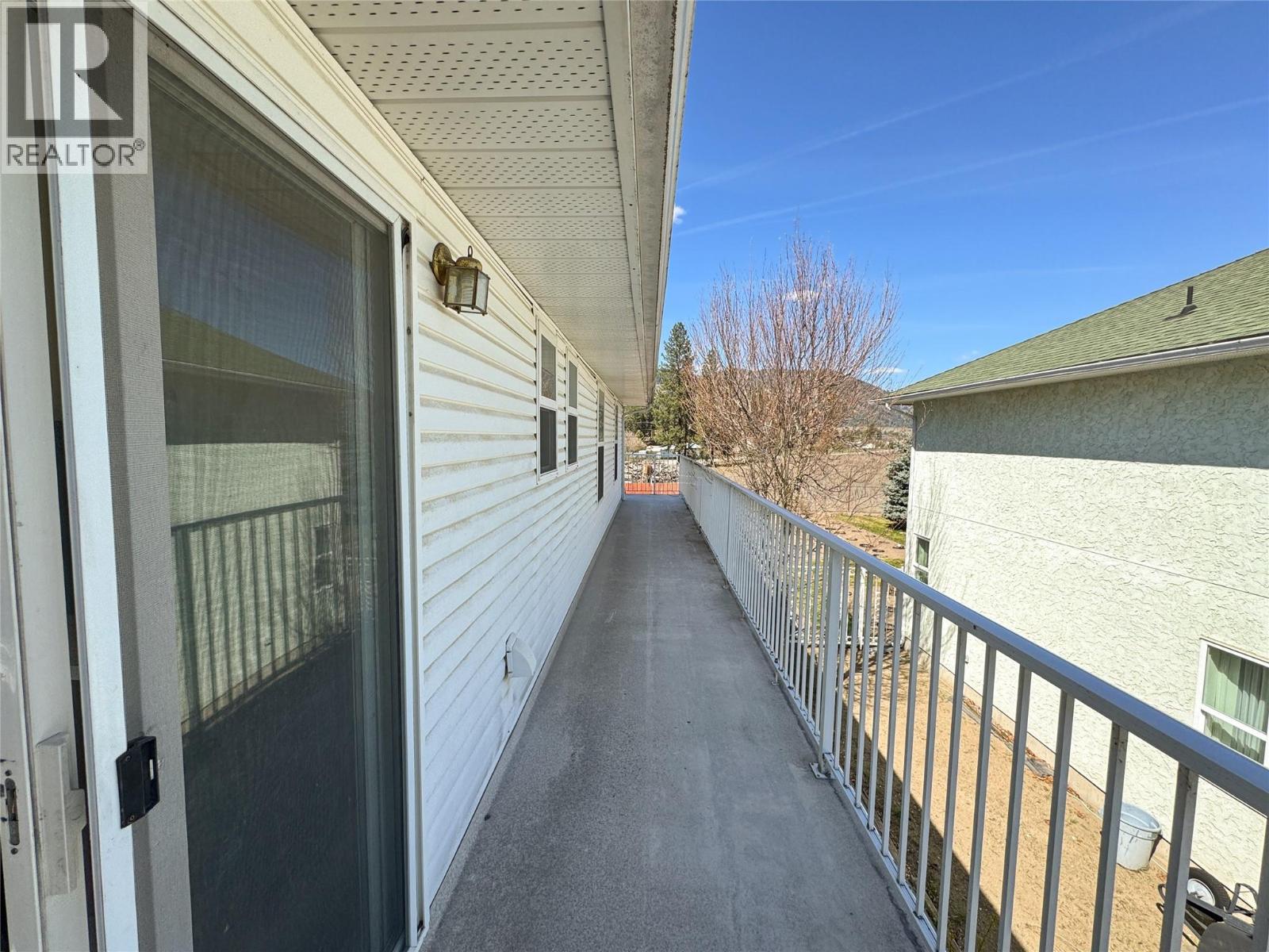 2859 75TH AVENUE - 40