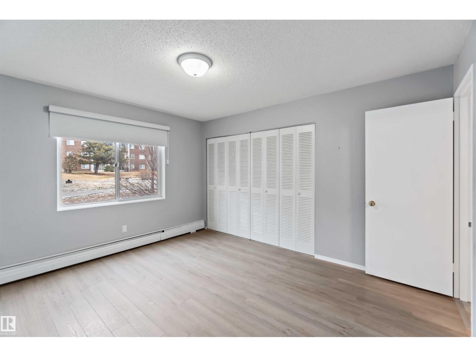 #102 11450 40 AV NW, Edmonton