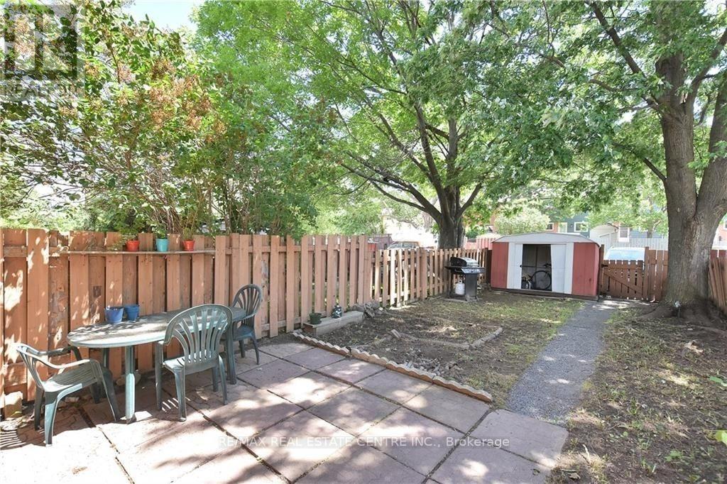 960 MEADOWLANDS DRIVE - 17