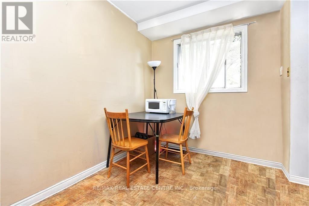 960 MEADOWLANDS DRIVE - 9
