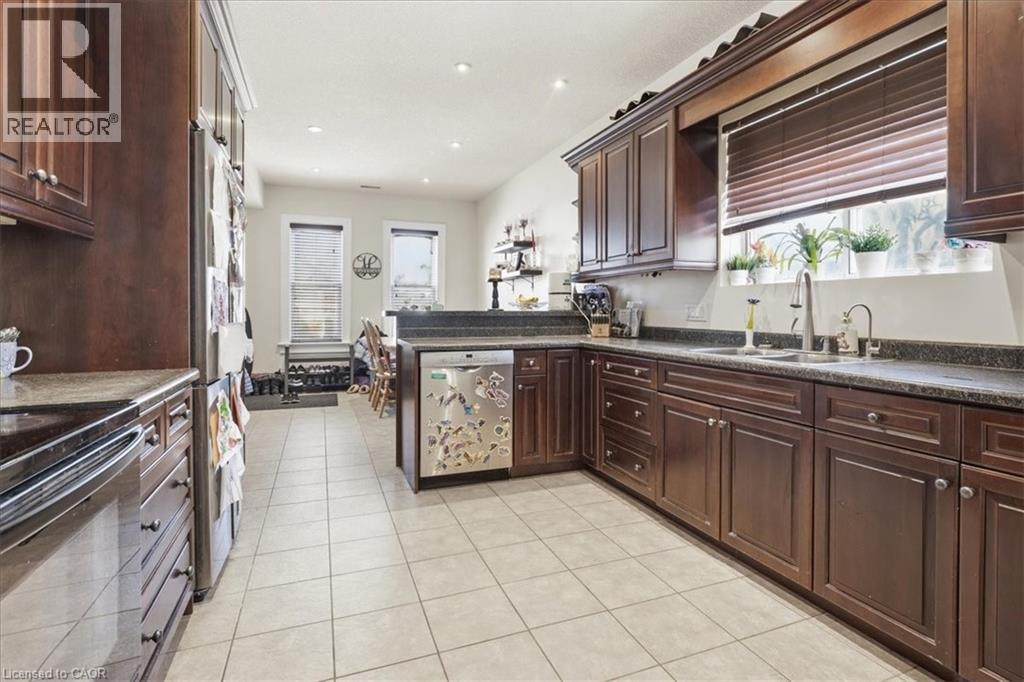 31 BINGEMAN STREET - 24