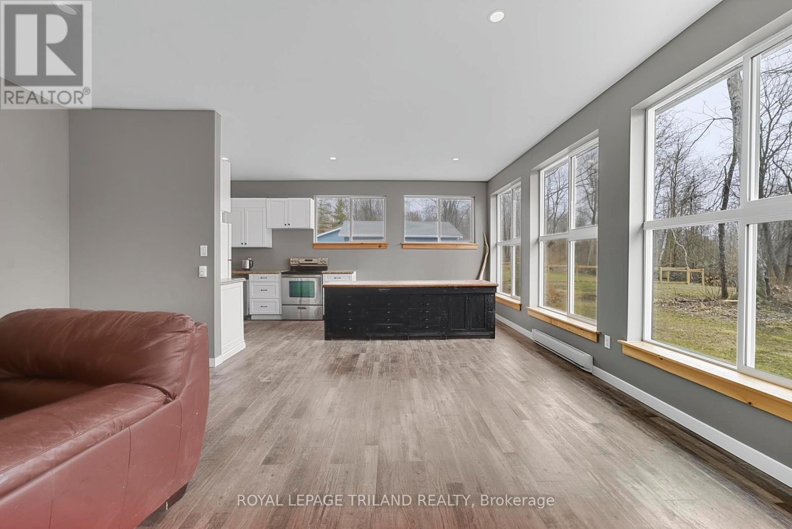 6043 FRANKS ROAD - 13