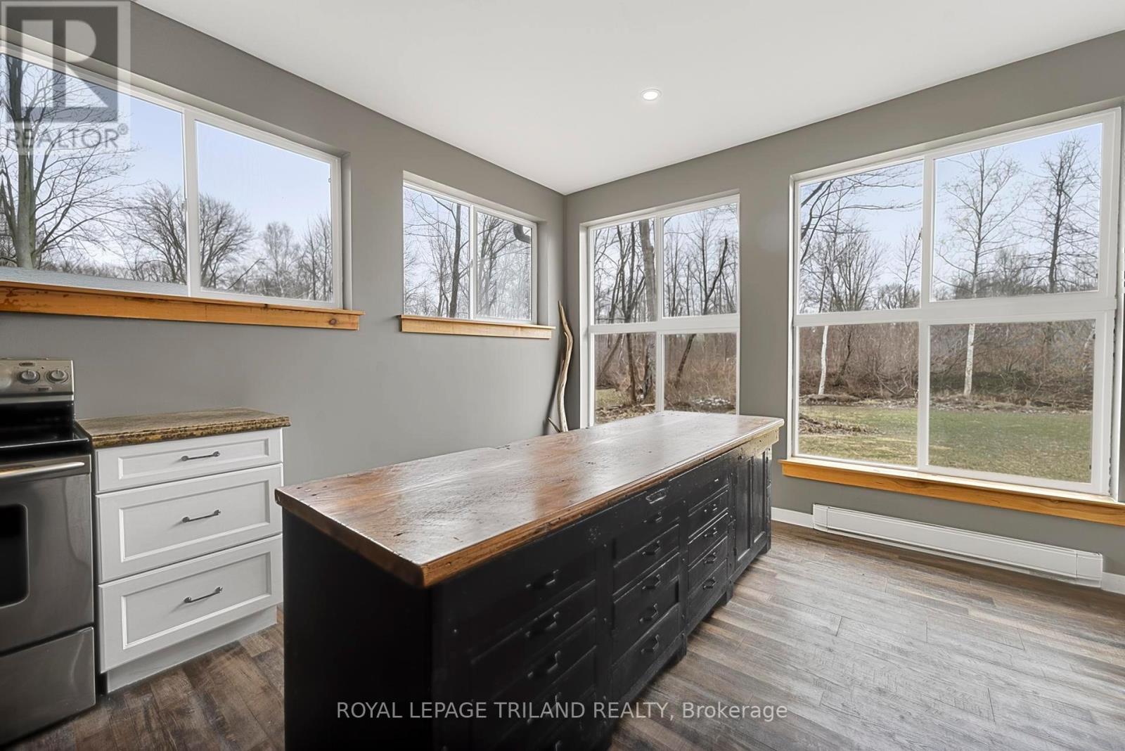 6043 FRANKS ROAD - 14
