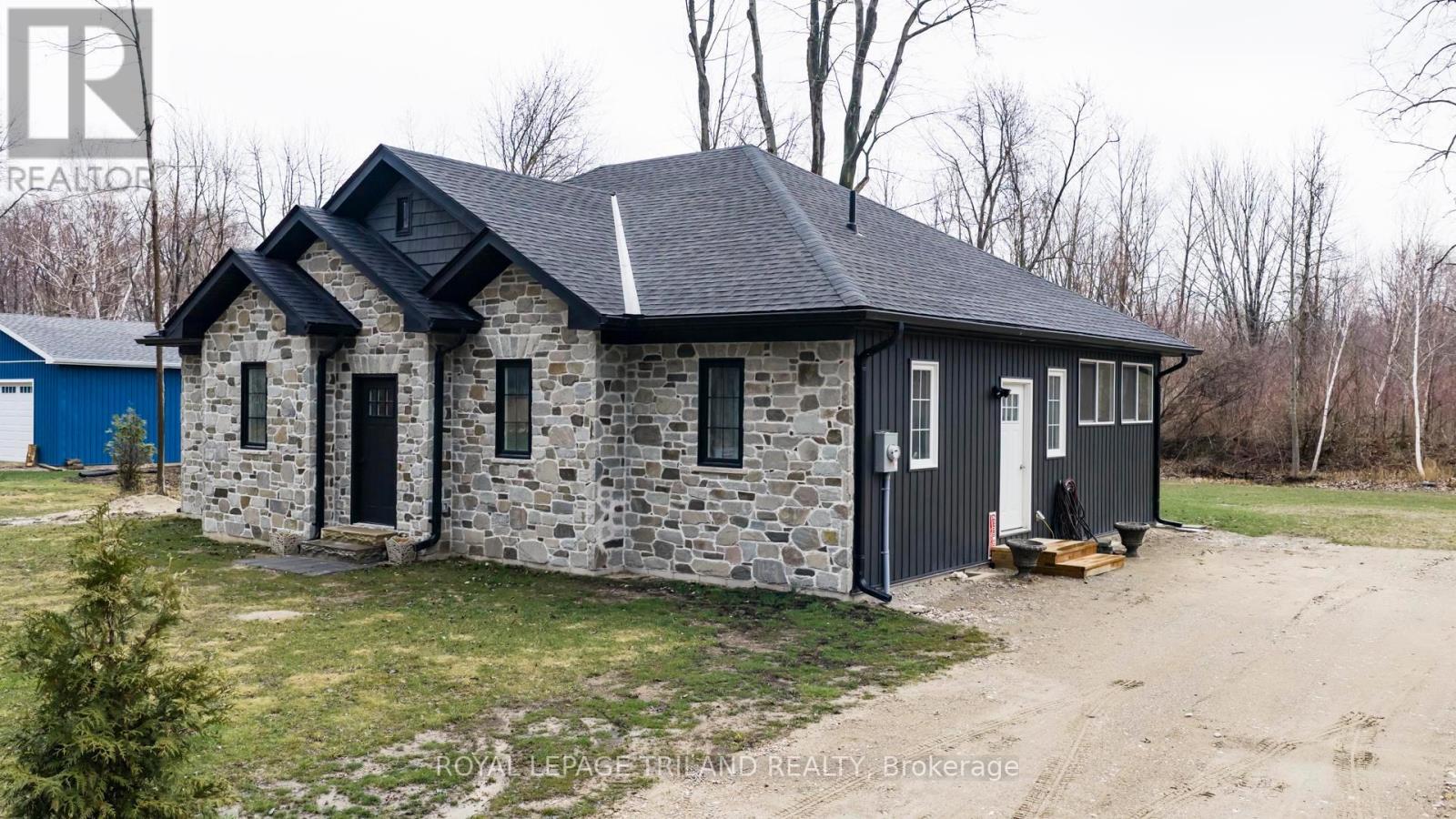 6043 FRANKS ROAD - 2