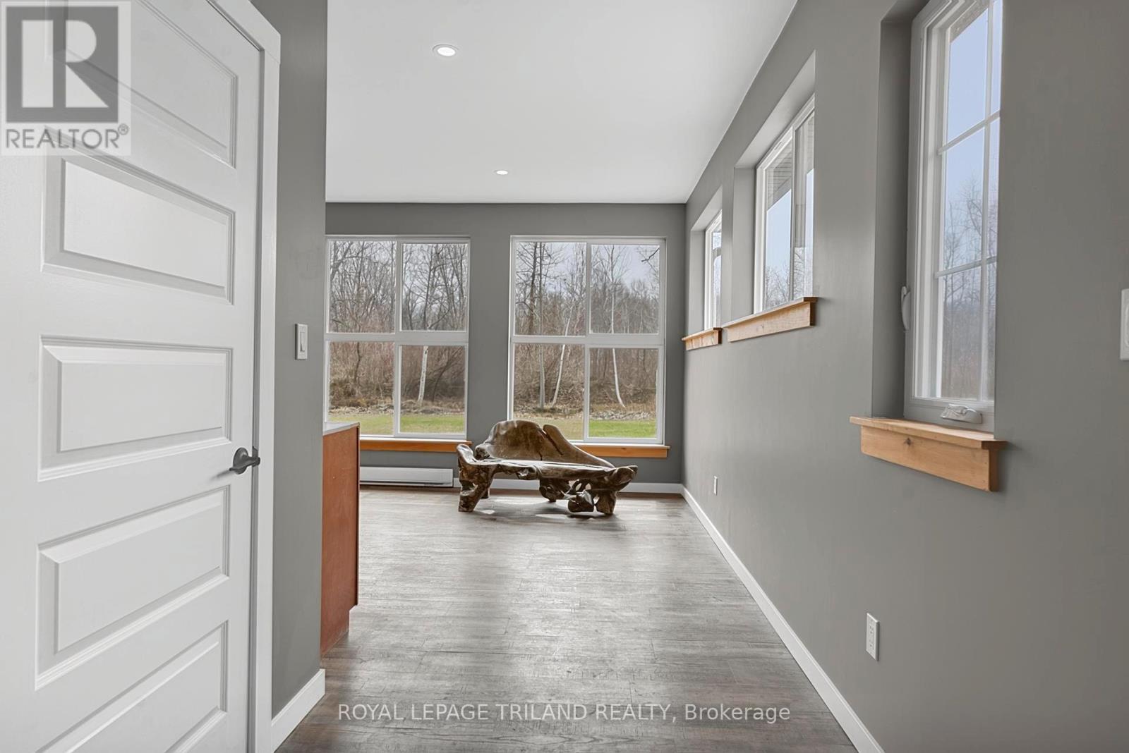 6043 FRANKS ROAD Property Photo