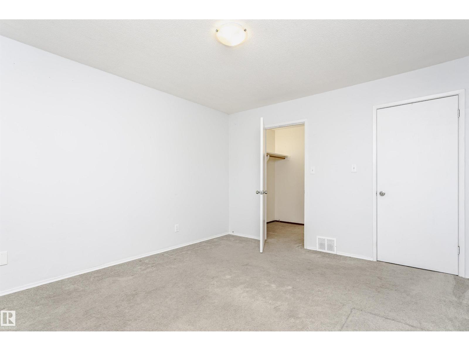 8109 132A AV NW, Edmonton