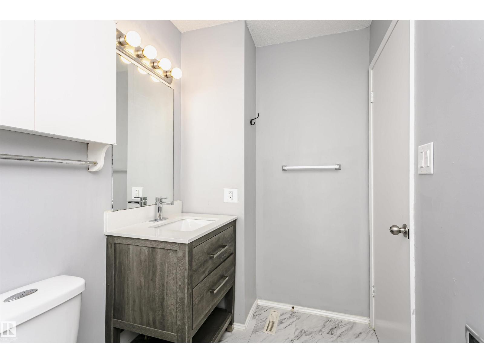 8109 132A AV NW, Edmonton