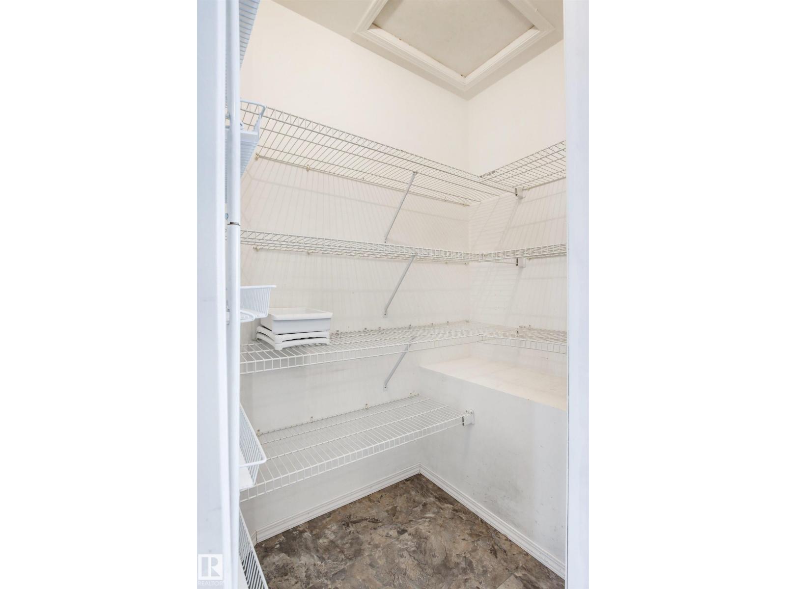 #23 3311 58 ST NW, Edmonton