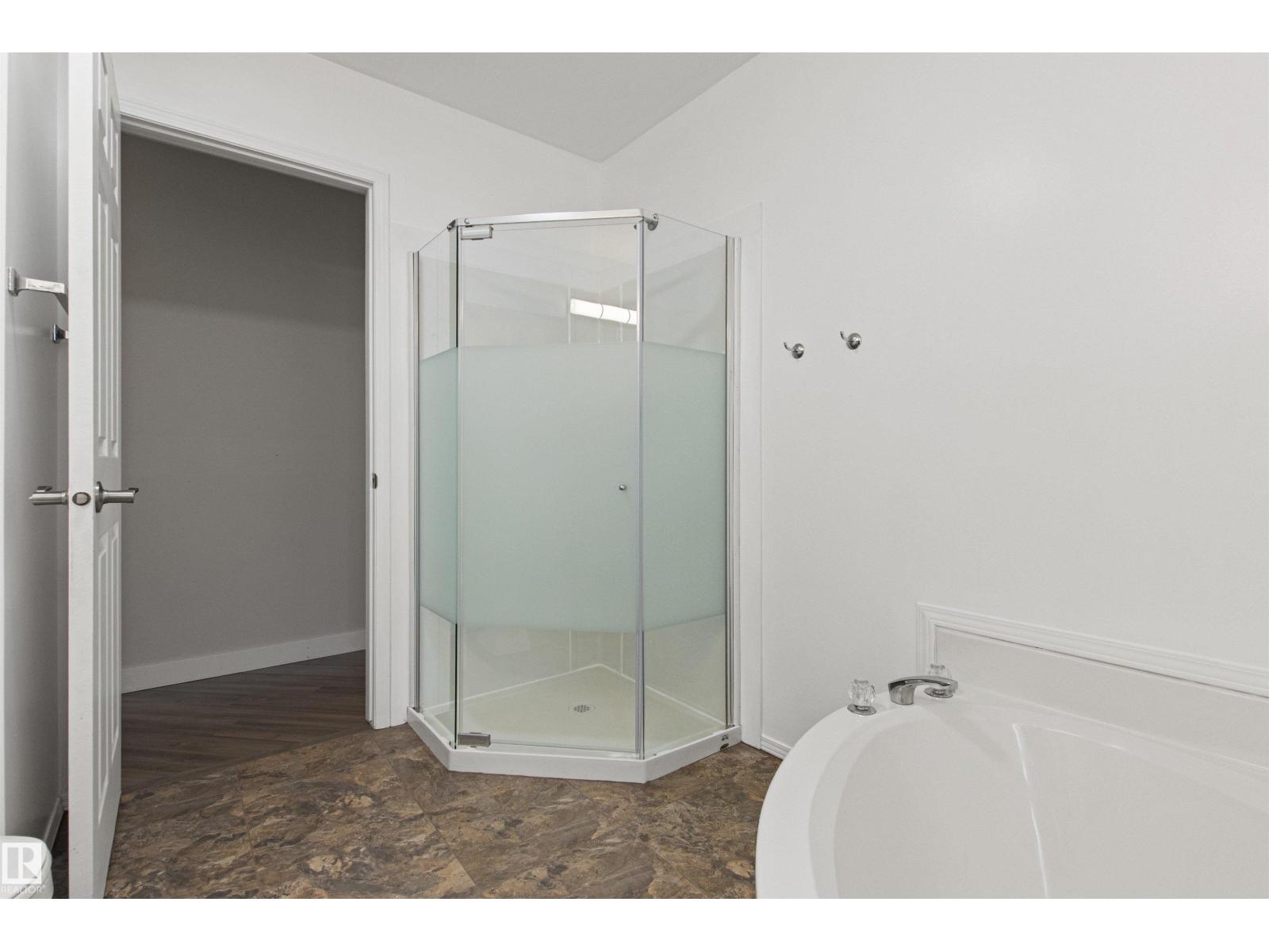 #23 3311 58 ST NW, Edmonton