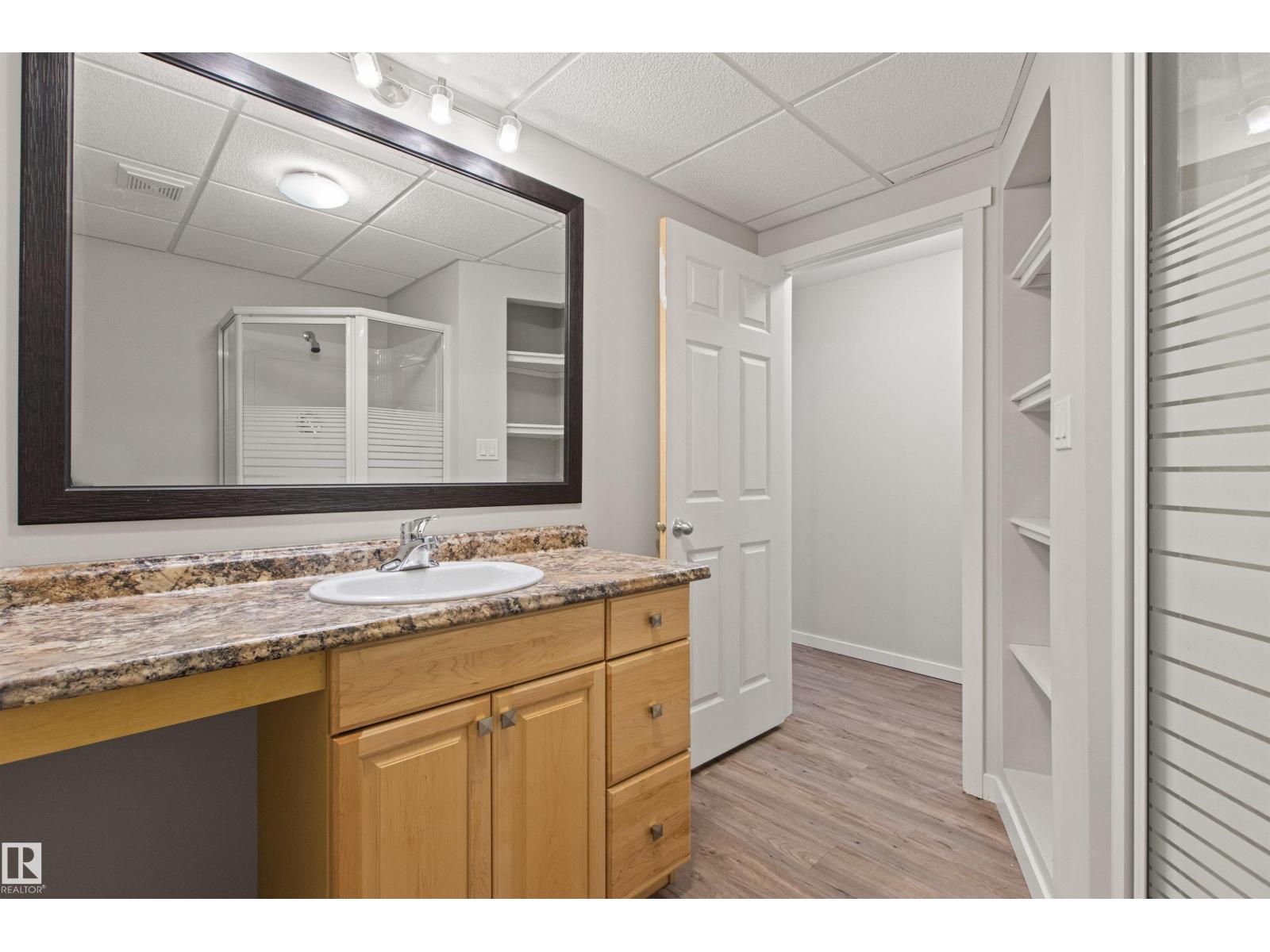 #23 3311 58 ST NW, Edmonton