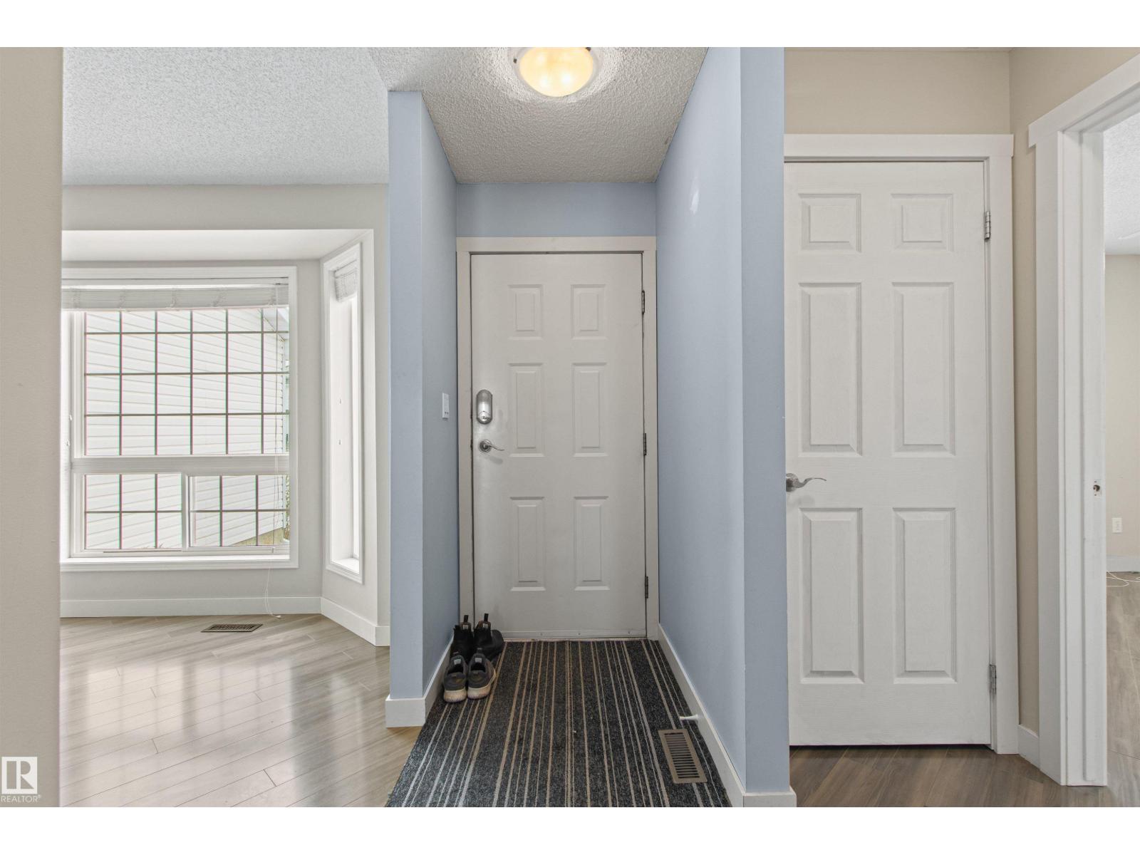 #23 3311 58 ST NW, Edmonton