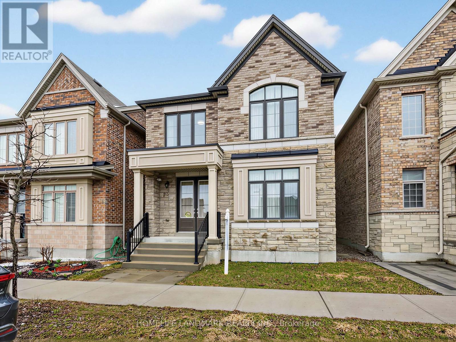 25 GORDON LANDON DRIVE - 1