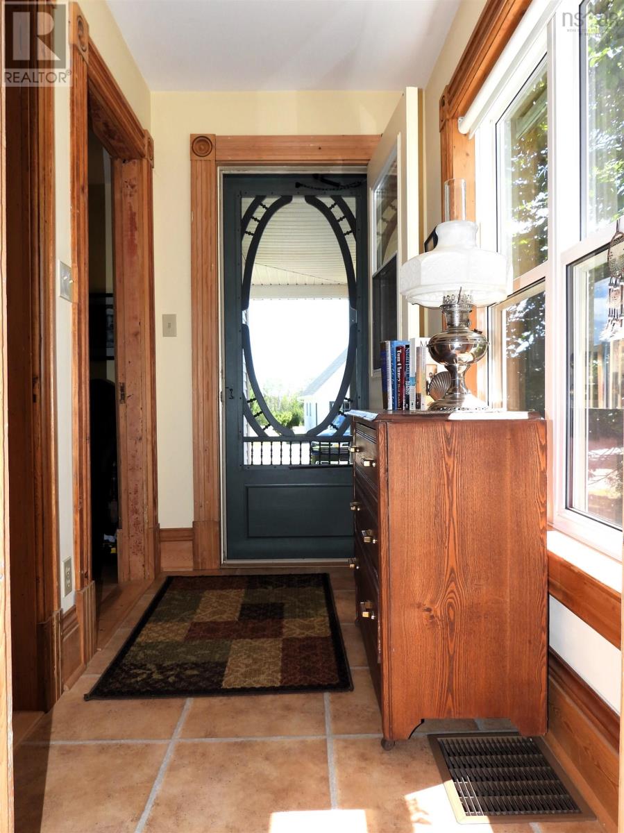 Property 11 of 49 of 5939 366 Highway