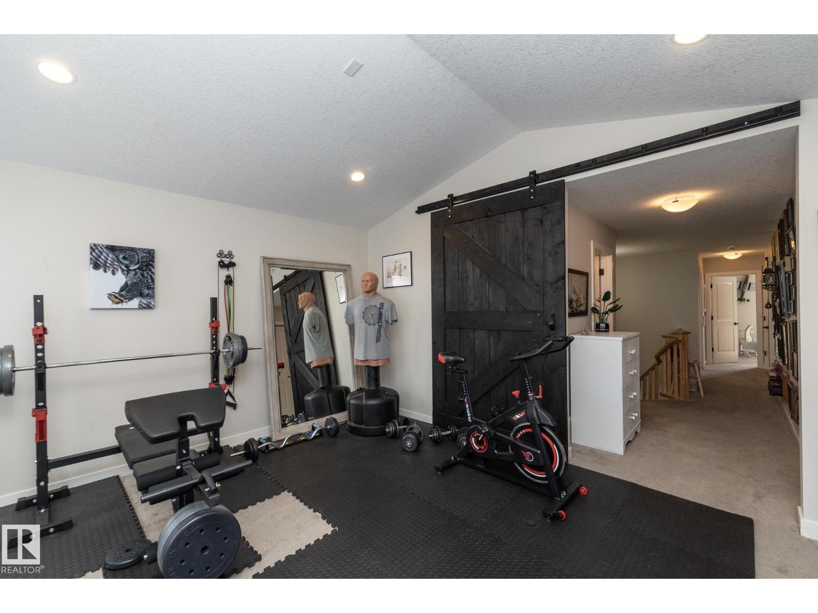 5315 17 AV SW, Edmonton