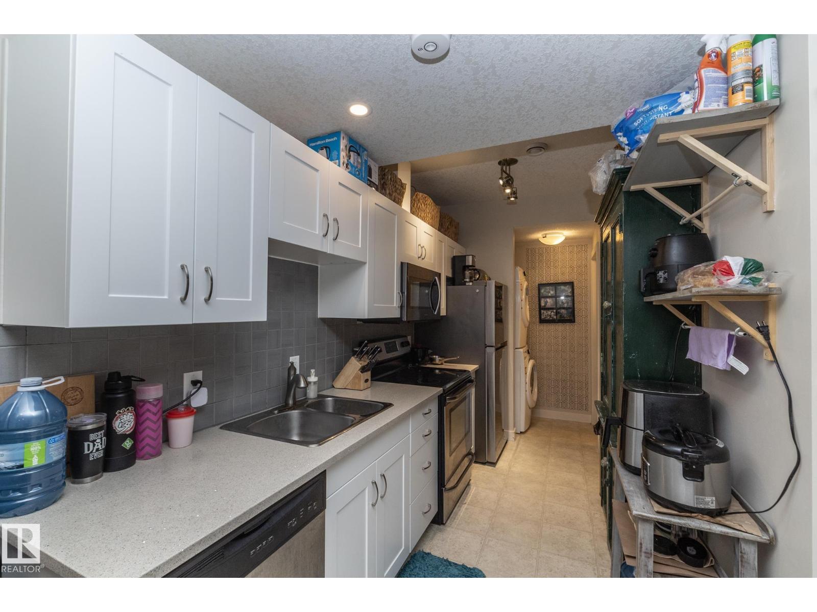 5315 17 AV SW, Edmonton