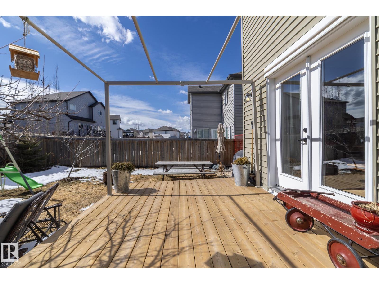 5315 17 AV SW, Edmonton