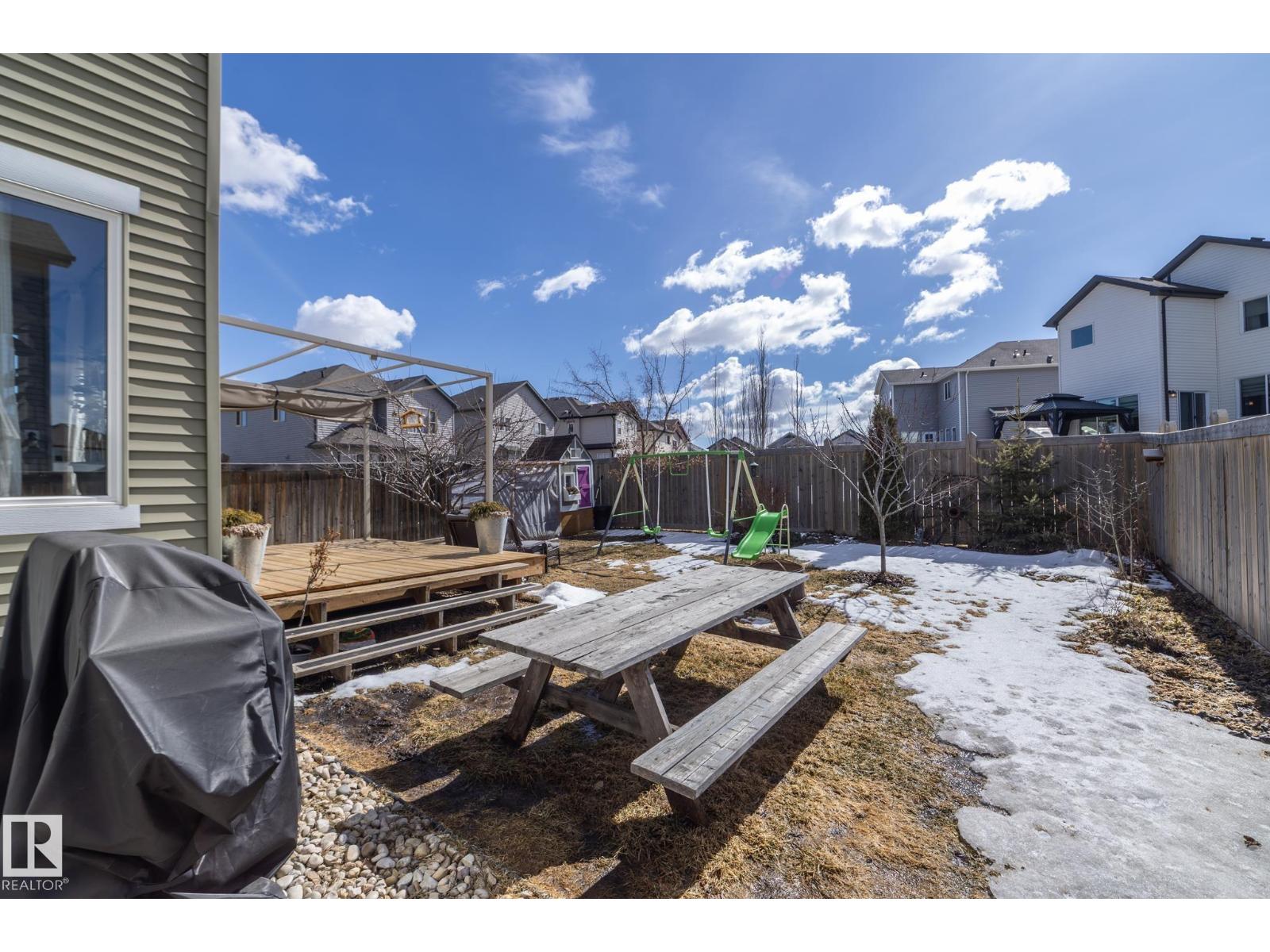 5315 17 AV SW, Edmonton