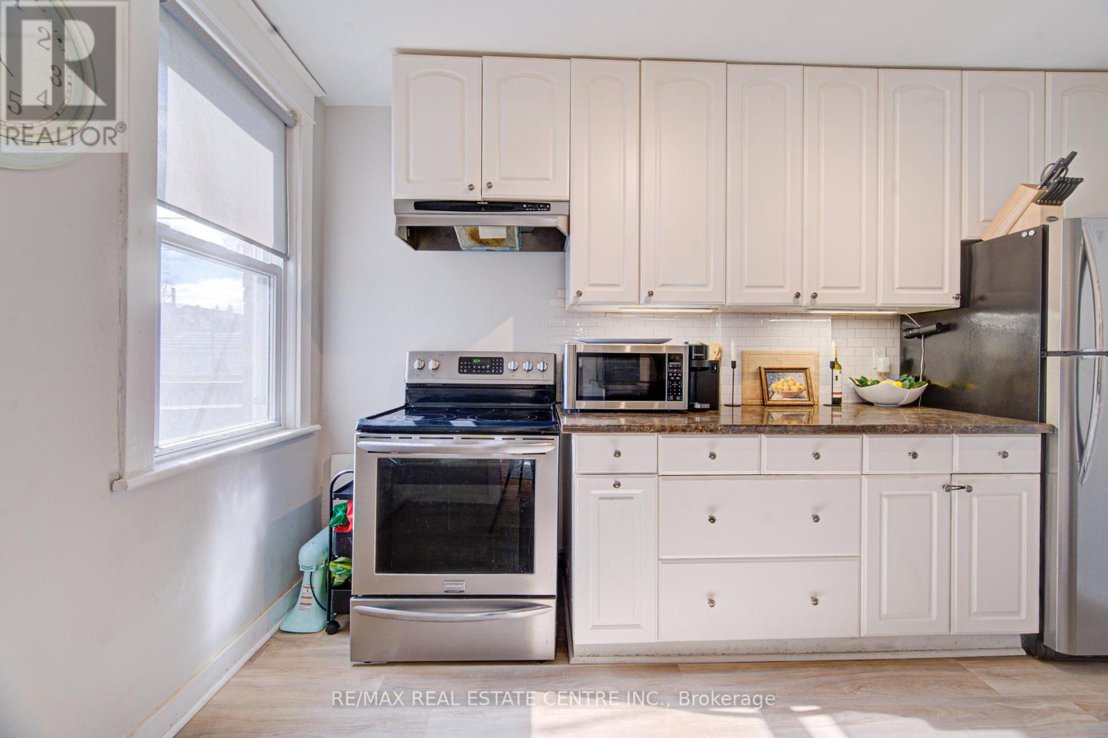54 BELMONT AVENUE - 15