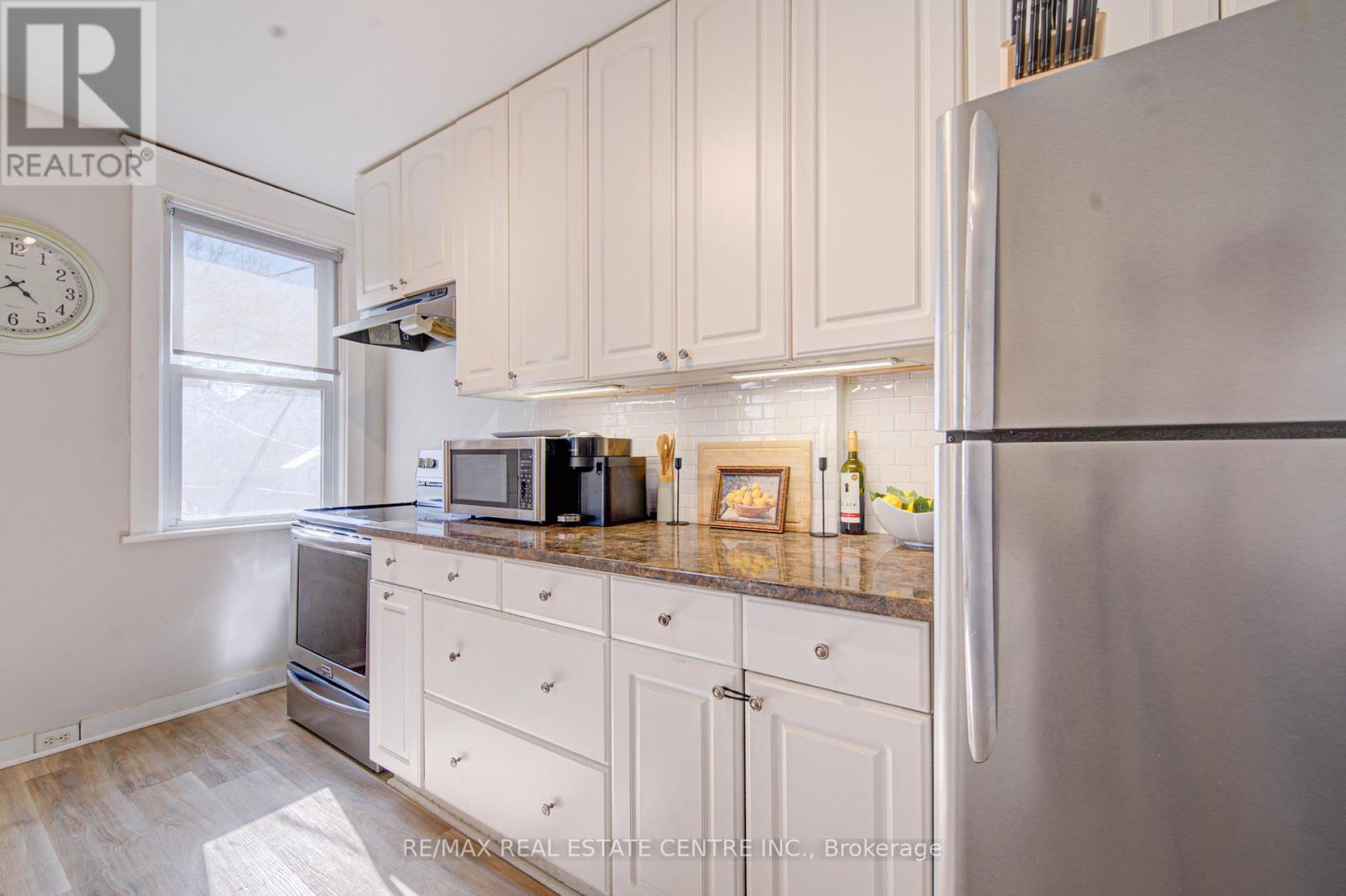 54 BELMONT AVENUE - 16