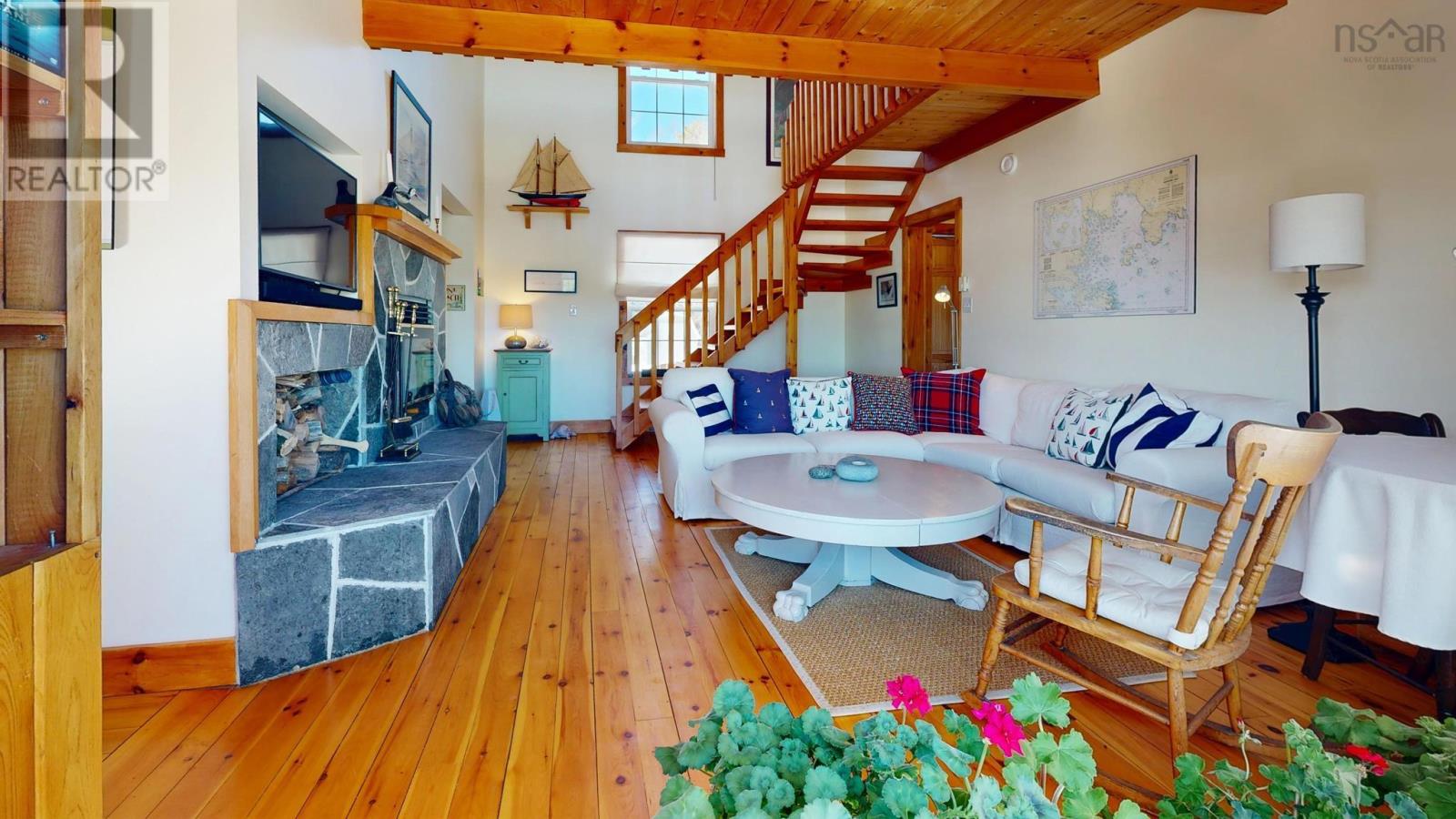 Property 11 of 49 of 287 East Side Martins River Road