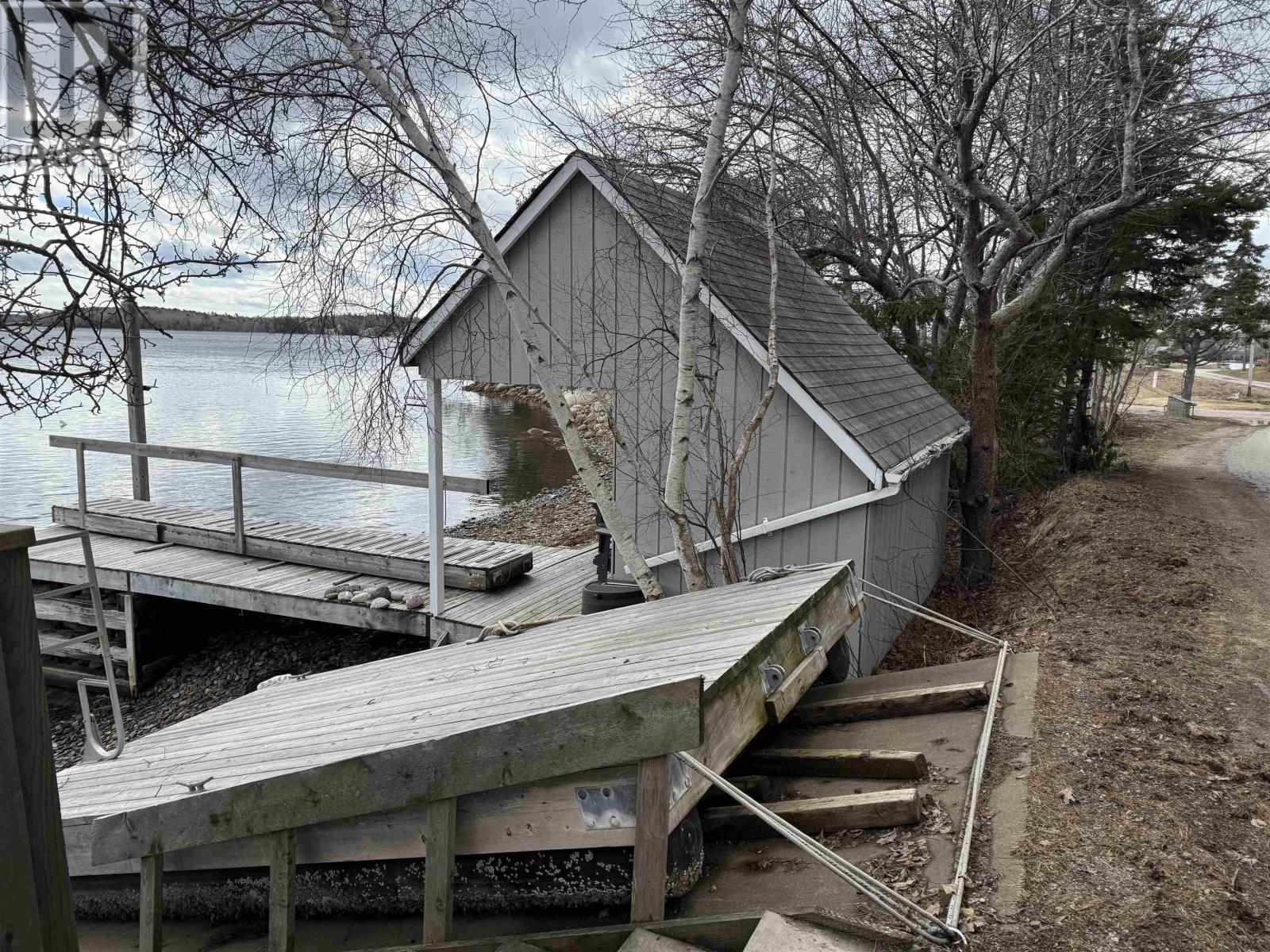 Property 45 of 49 of 287 East Side Martins River Road