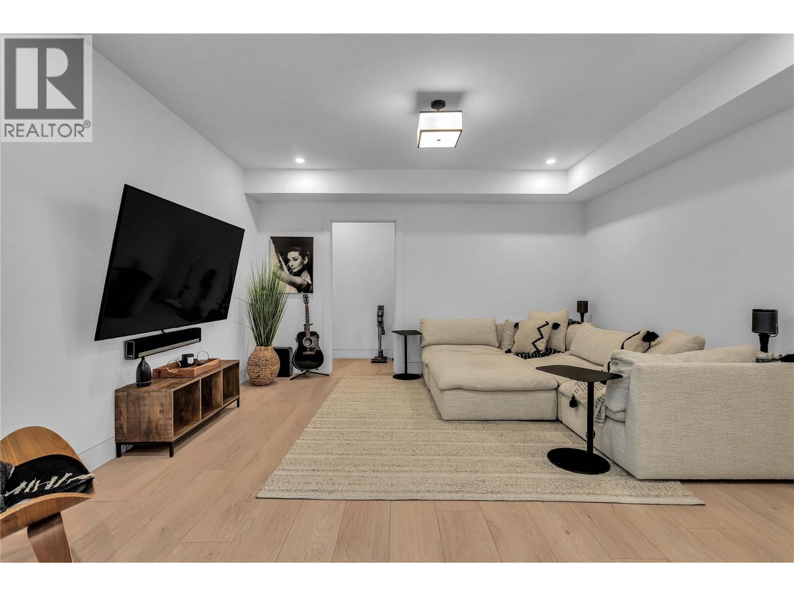  9783 Centrestone Drive, Lake Country