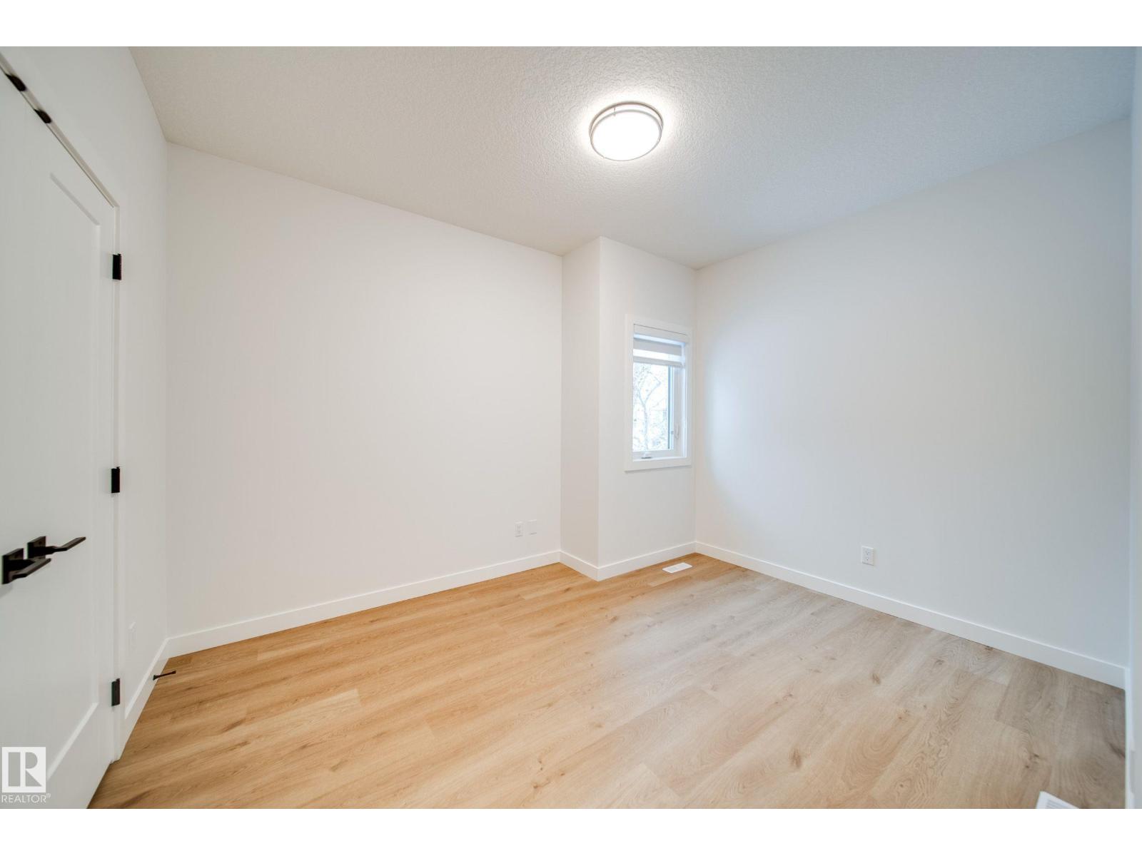 9536 148 ST NW, Edmonton