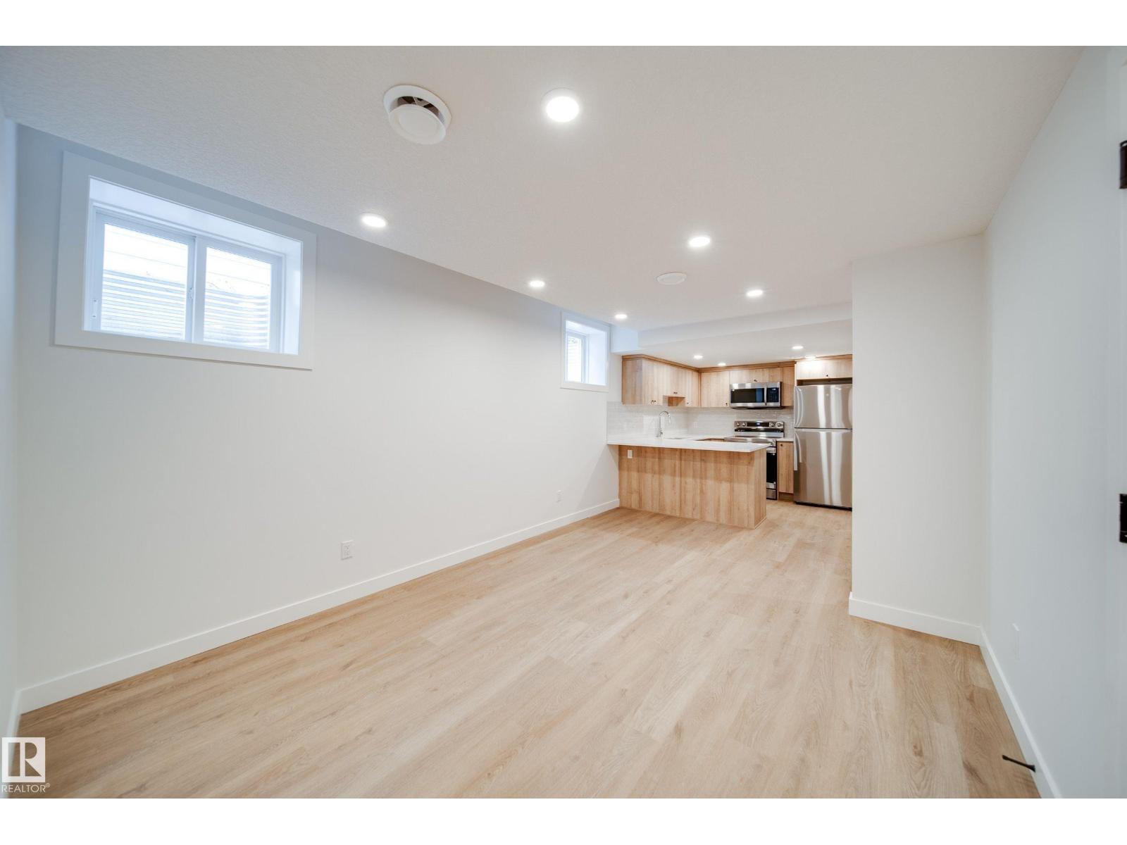 9536 148 ST NW, Edmonton