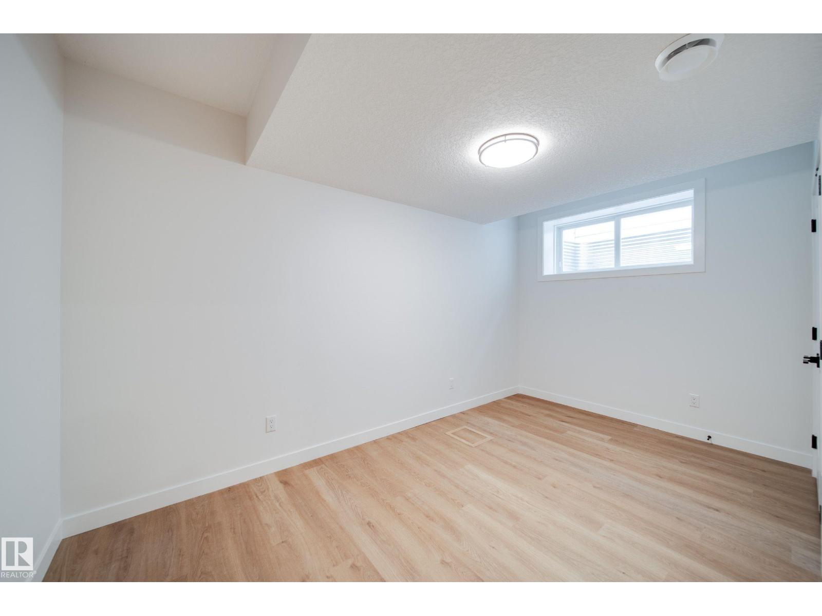 9536 148 ST NW, Edmonton