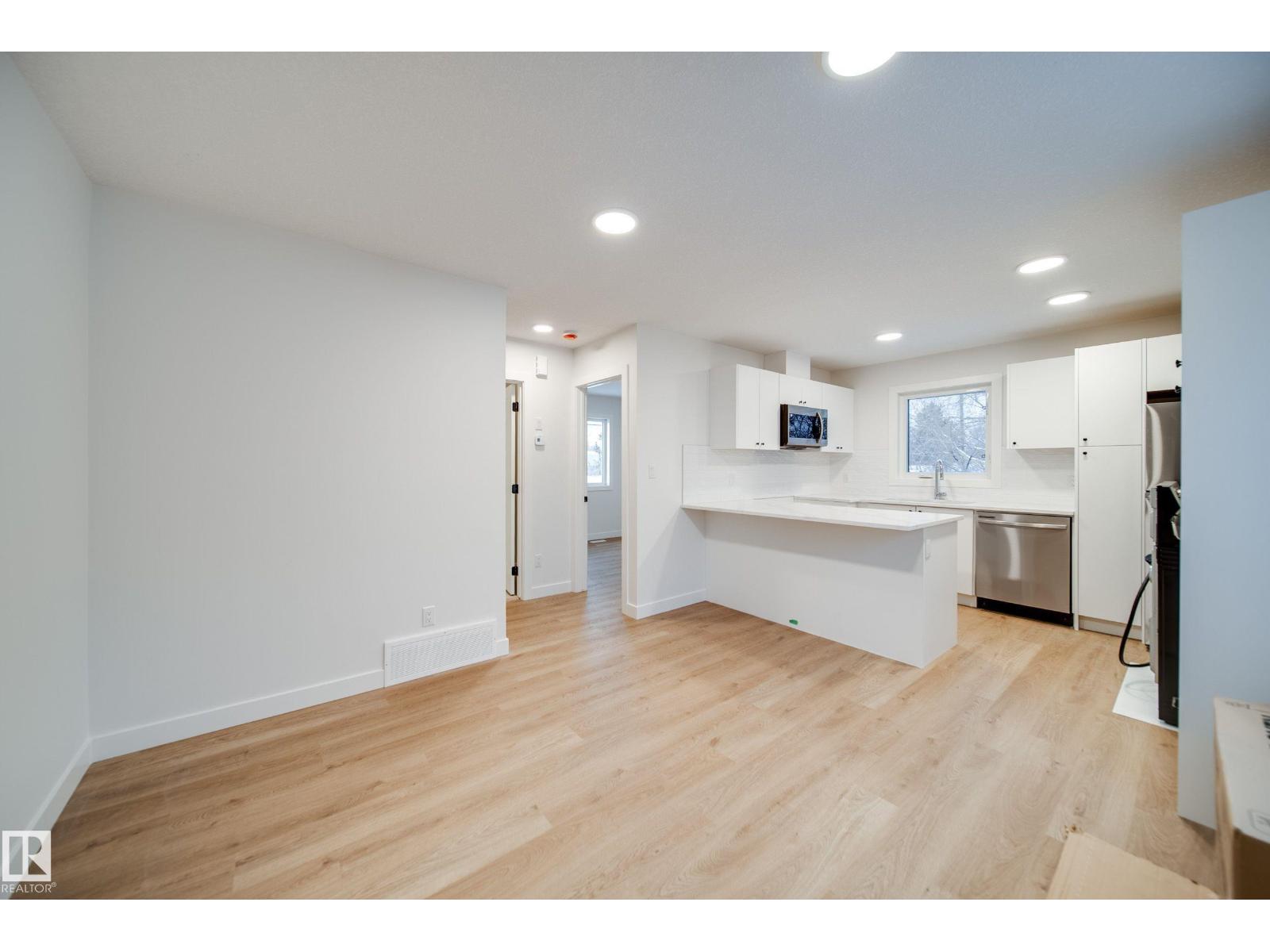 9536 148 ST NW, Edmonton