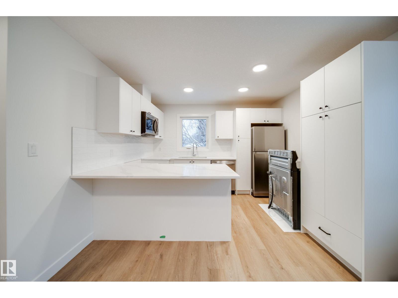 9536 148 ST NW, Edmonton