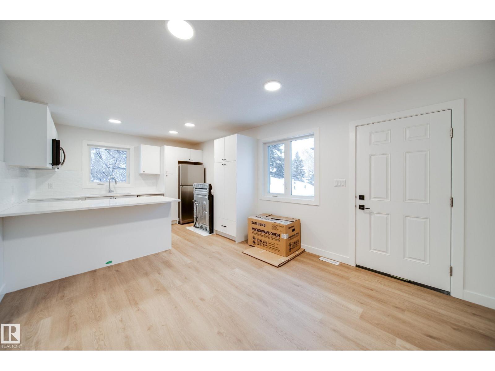 9536 148 ST NW, Edmonton