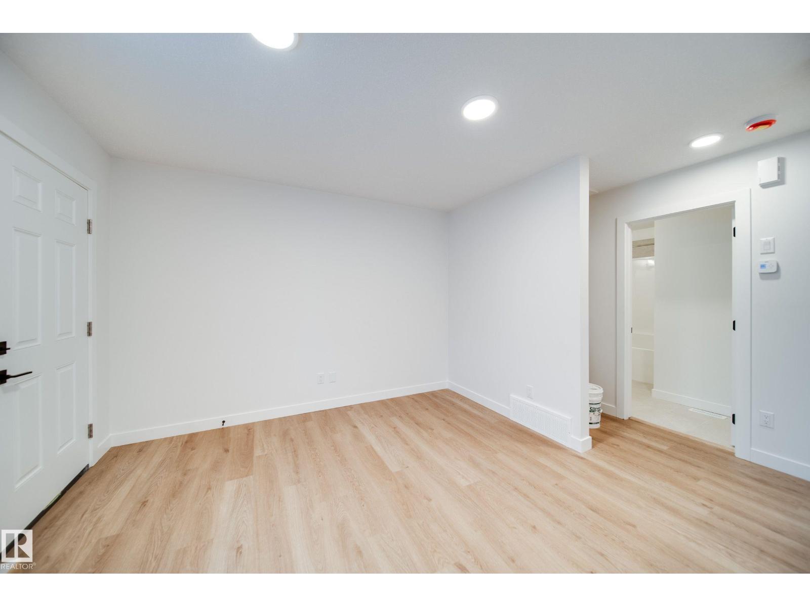 9536 148 ST NW, Edmonton