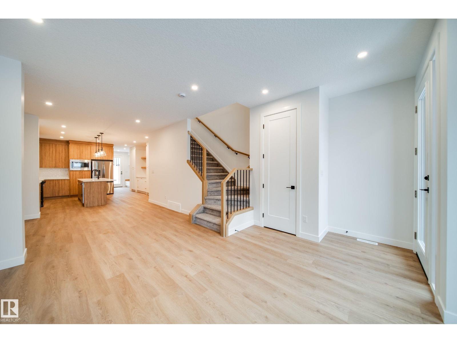 9536 148 ST NW, Edmonton